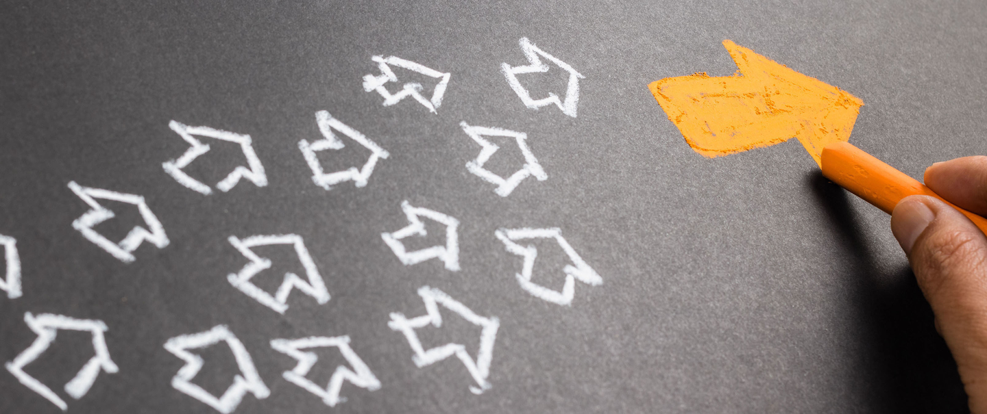 Arrows representing the process of moving data.